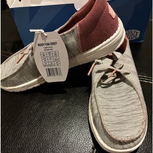 Women’s Hey Dude shoes size 9